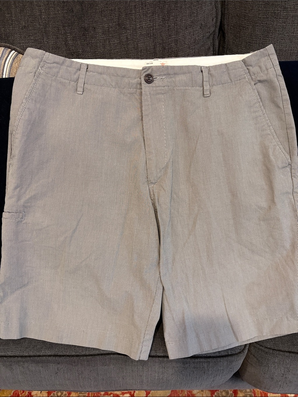 Dockers Men's Light Gray Flat-Front Shorts